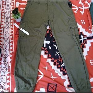 Forever 21 XL new w Tag olive joggers pant